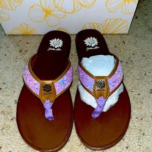 NIB yellowbox sandals in fuscia size 8.5
